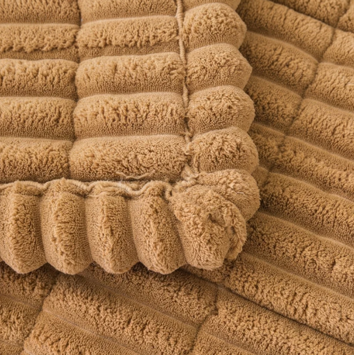 LuxeLounge™ Couch Cover