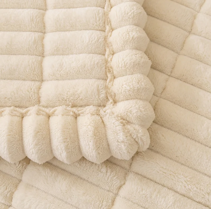 LuxeLounge™ Couch Cover