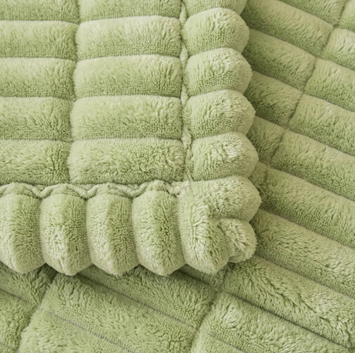 LuxeLounge™ Couch Cover